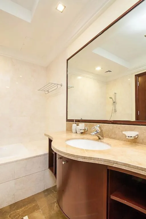 The Grandeur Residences Palm Jumeirah Dubai 0*,